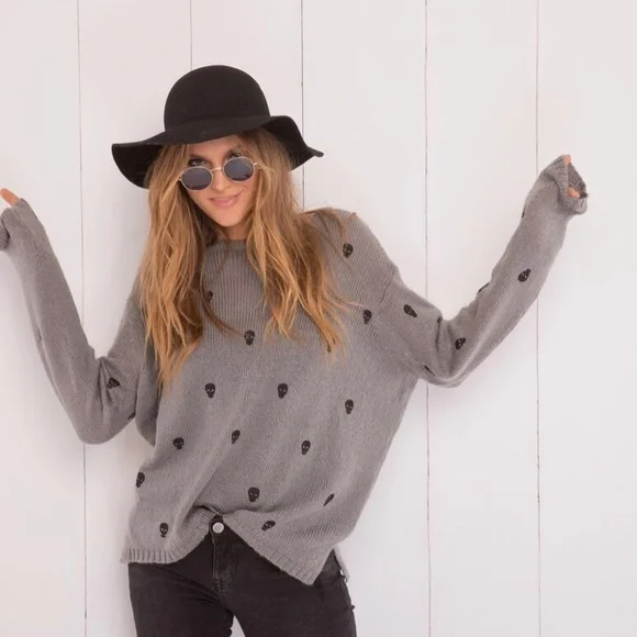 Mini Skull Crewneck - Picture 3 of 9